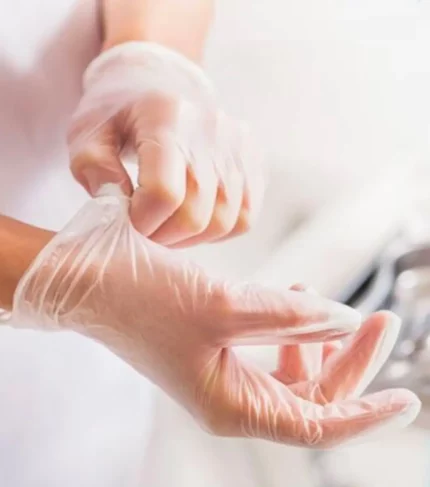 Gants Jetables en Plastique