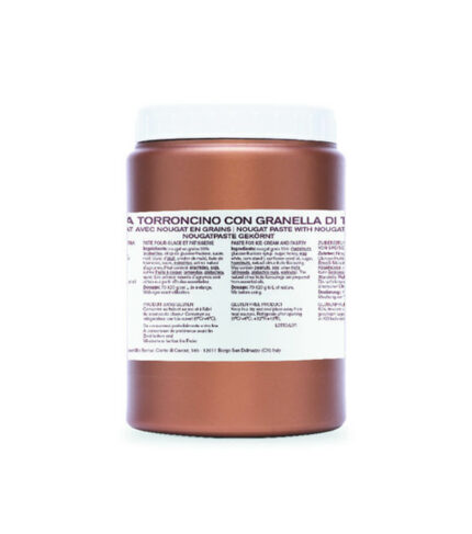 Pâte nougat avec nougat en grains