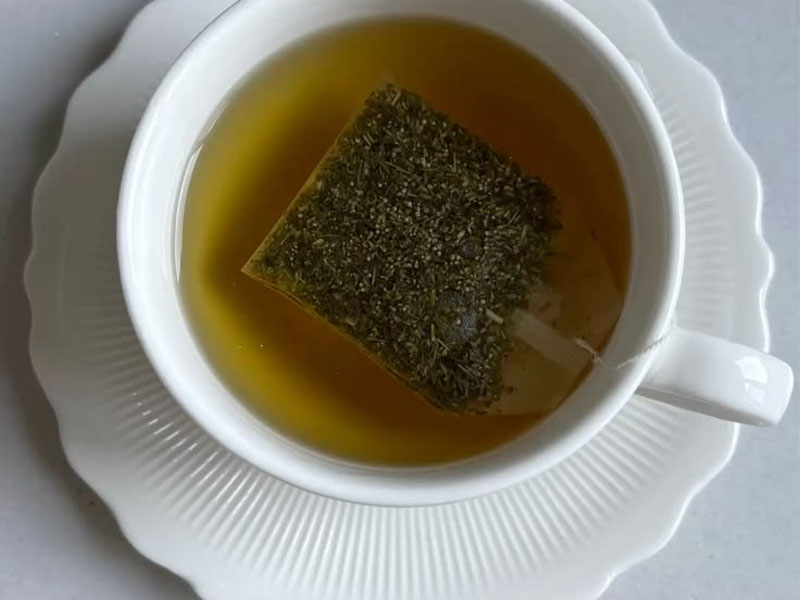 Thé-vert-Litchi-Poire-bio-en-sachet